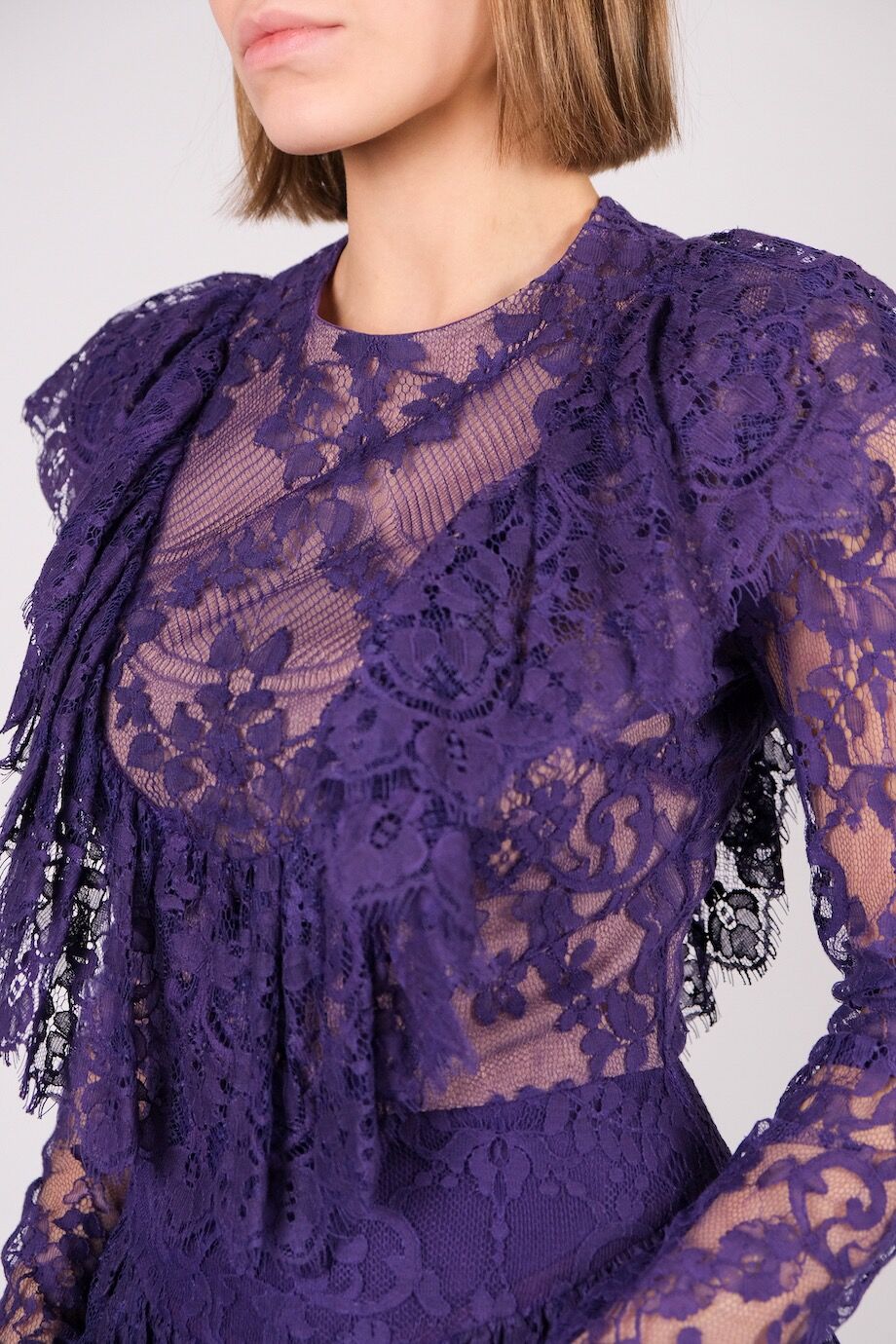 image 4 Платье из кружева фиолетового цвета