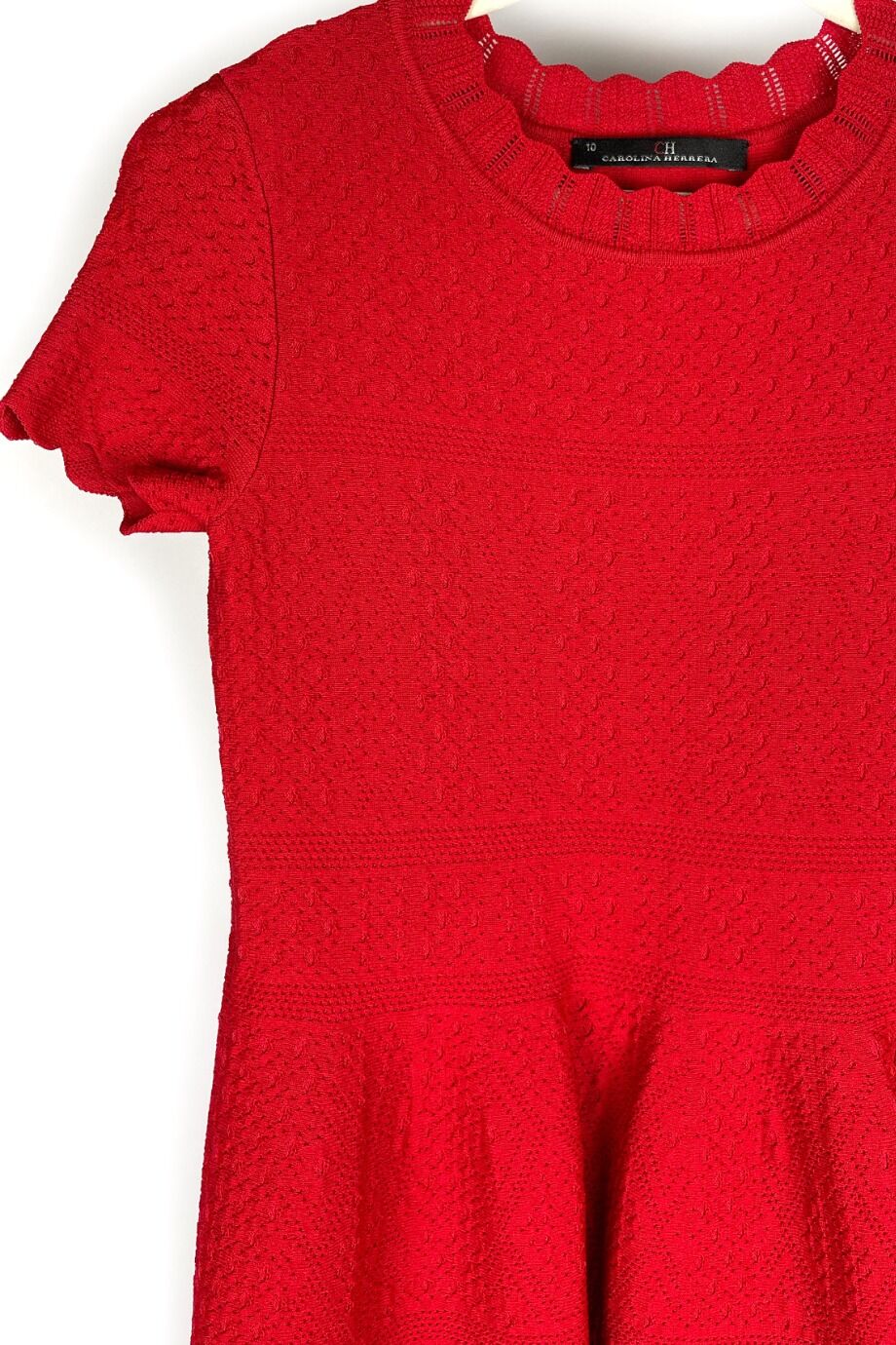 image 2 Детское платье красного цвета с перфорациями