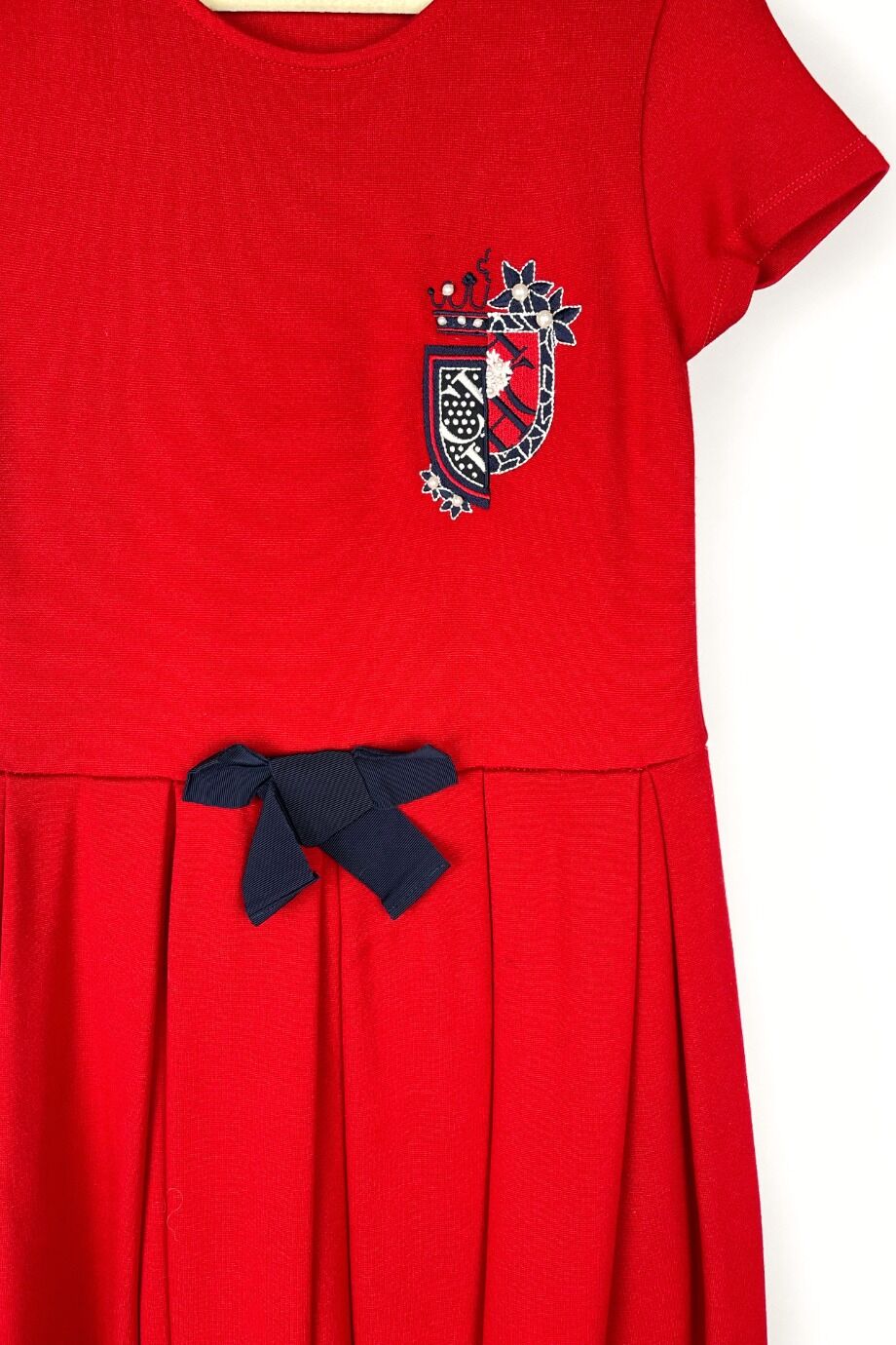 image 2 Детское платье красного цвета с бантом