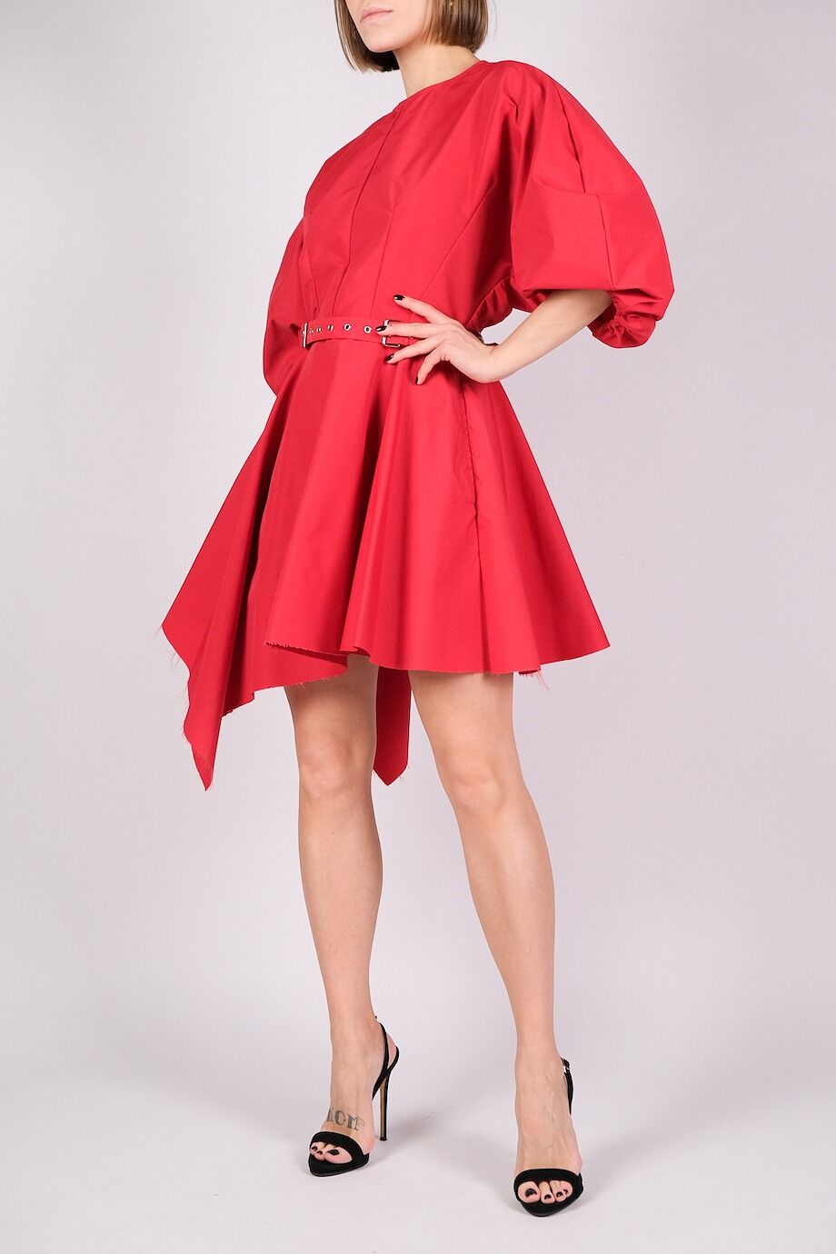 image 2 Платье красного цвета с пышными рукавами