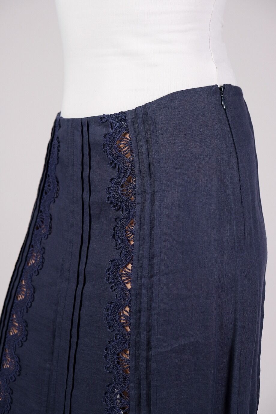 image 5 Льняная юбка в пол синего цвета с кружевными вставками