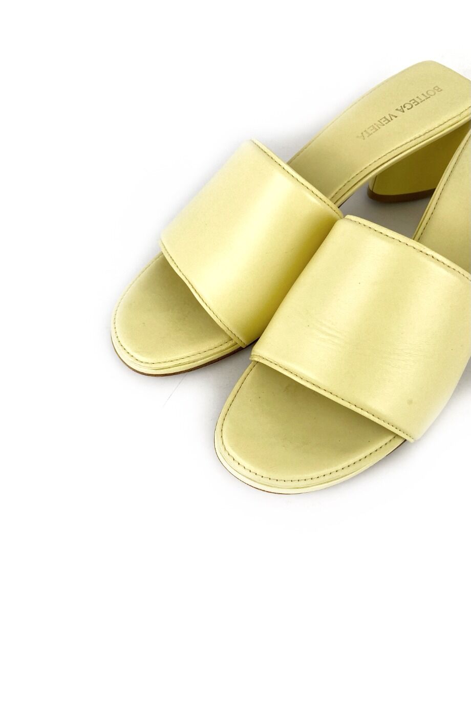 image 3 Мюли желтого цвета на небольшом каблуке