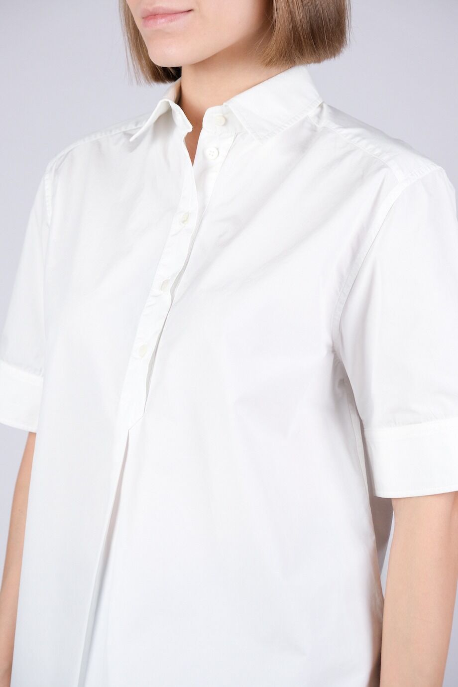 image 4 Рубашка прямого кроя с коротким рукавом белого цвета