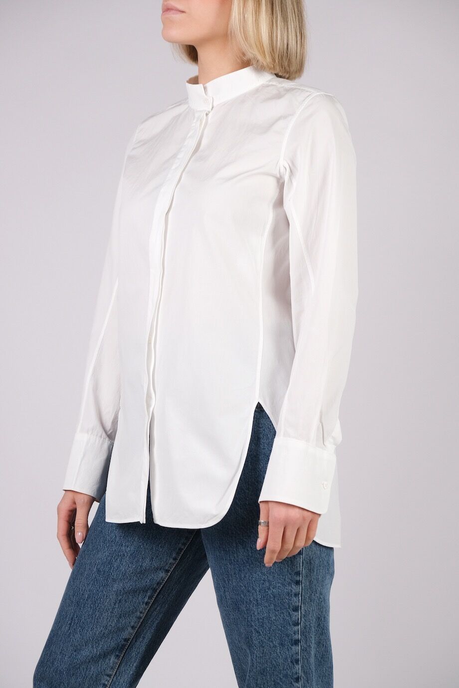 image 2 Рубашка белого цвета с воротником-стойкой