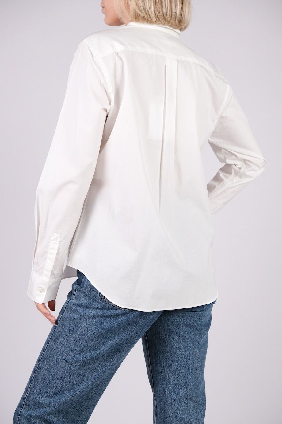 image 3 Рубашка белого цвета с накладным карманом