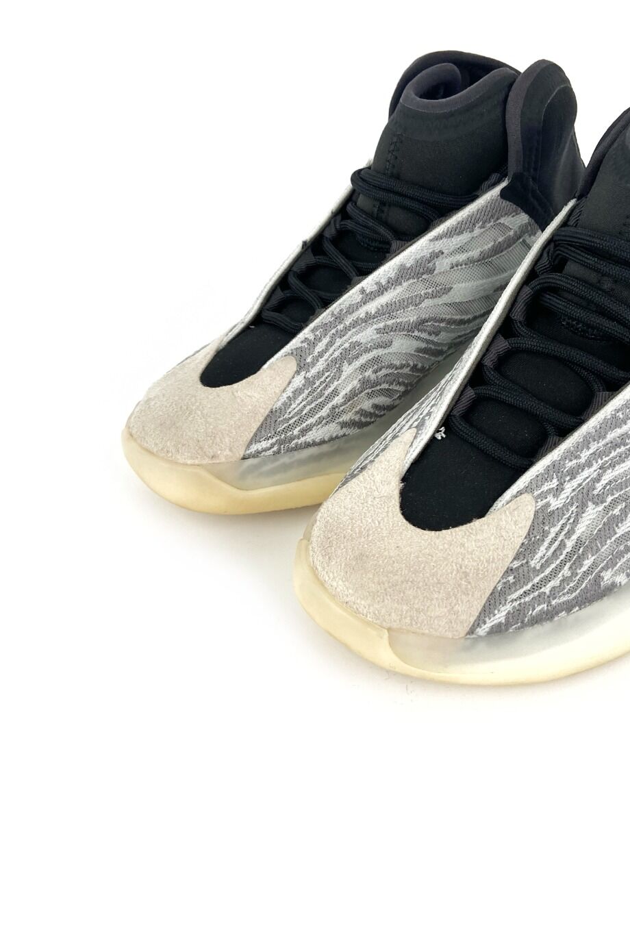 image 3 Кроссовки Yeezy Basketball Quantum