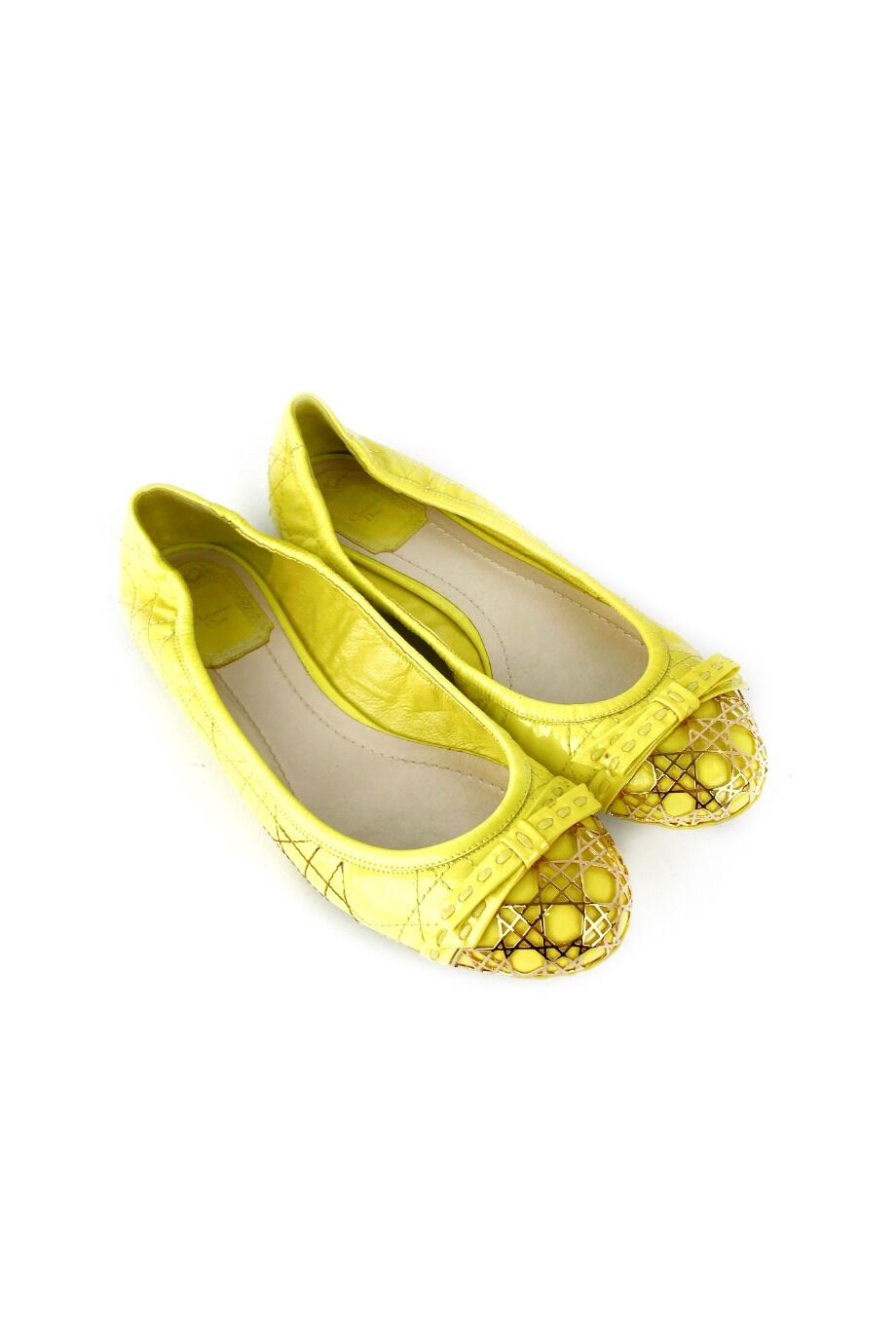image 1 Лаковые балетки желтого цвета с металлическим декором