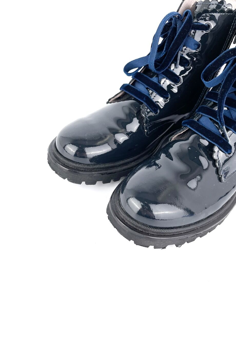 image 3 Детские лаковые ботинки с бархатными шнурками