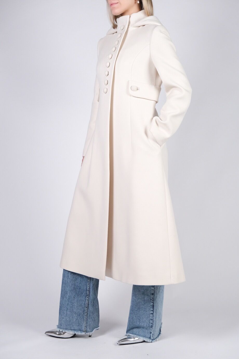 image 2 Пальто молочного цвета с капюшоном