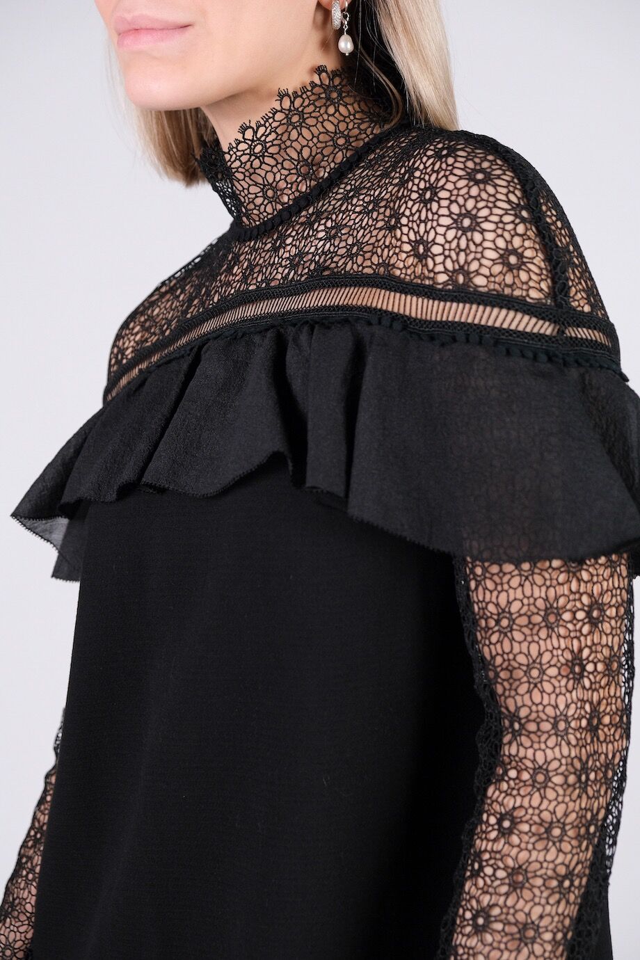 image 4 Платье мини черного цвета с кружевными рукавами