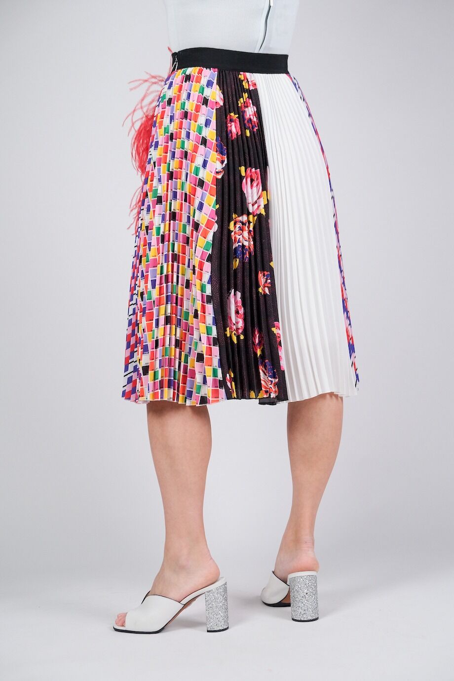 image 3 Комбинированная юбка плиссе с декором из перьев