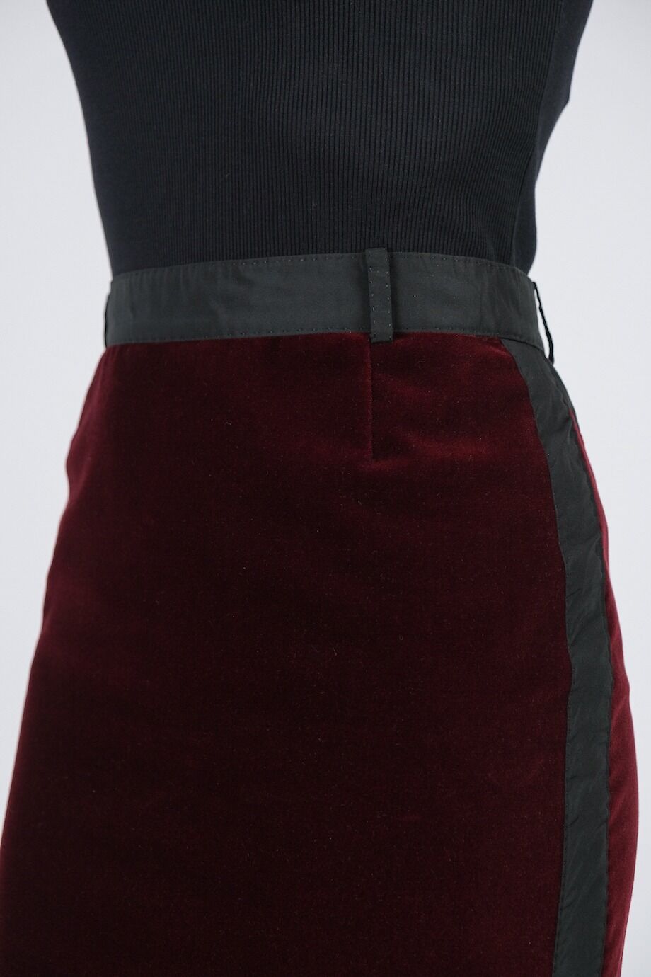 image 5 Бархатная юбка-карандаш винного цвета