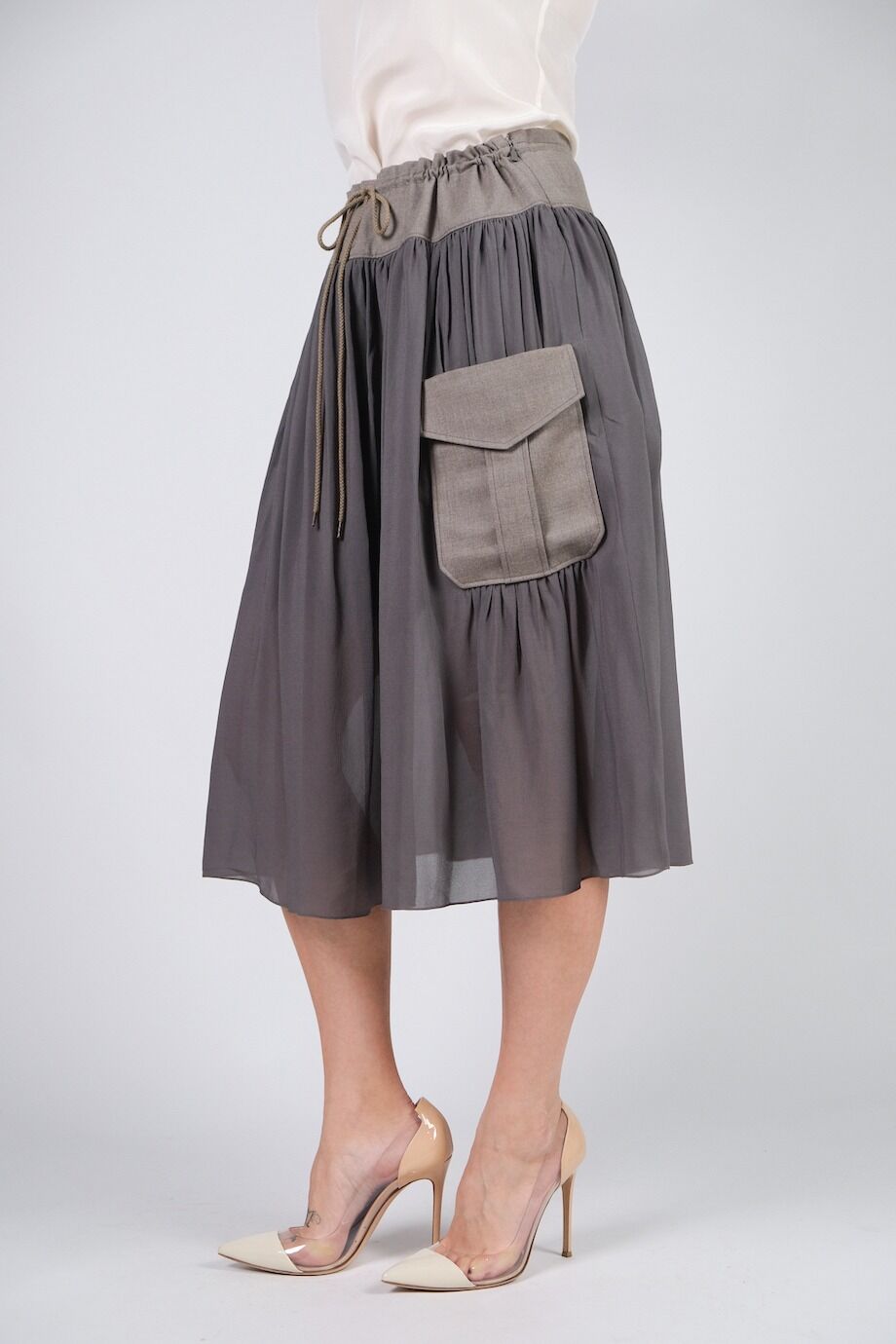 image 3 Шелковая юбка серого цвета на завязках