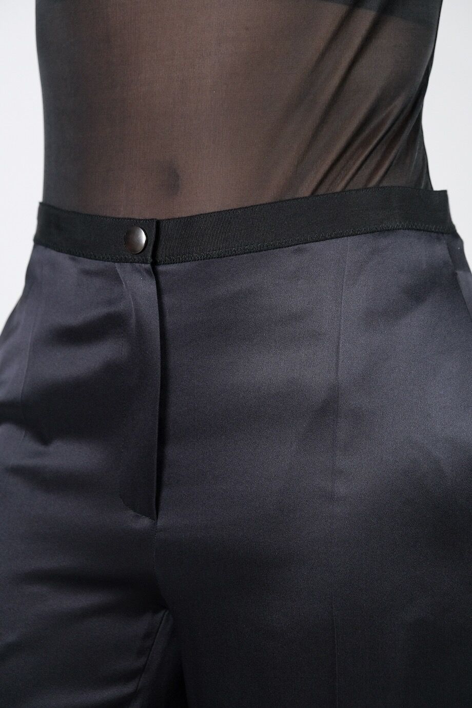 image 5 Шелковые брюки чёрного цвета
