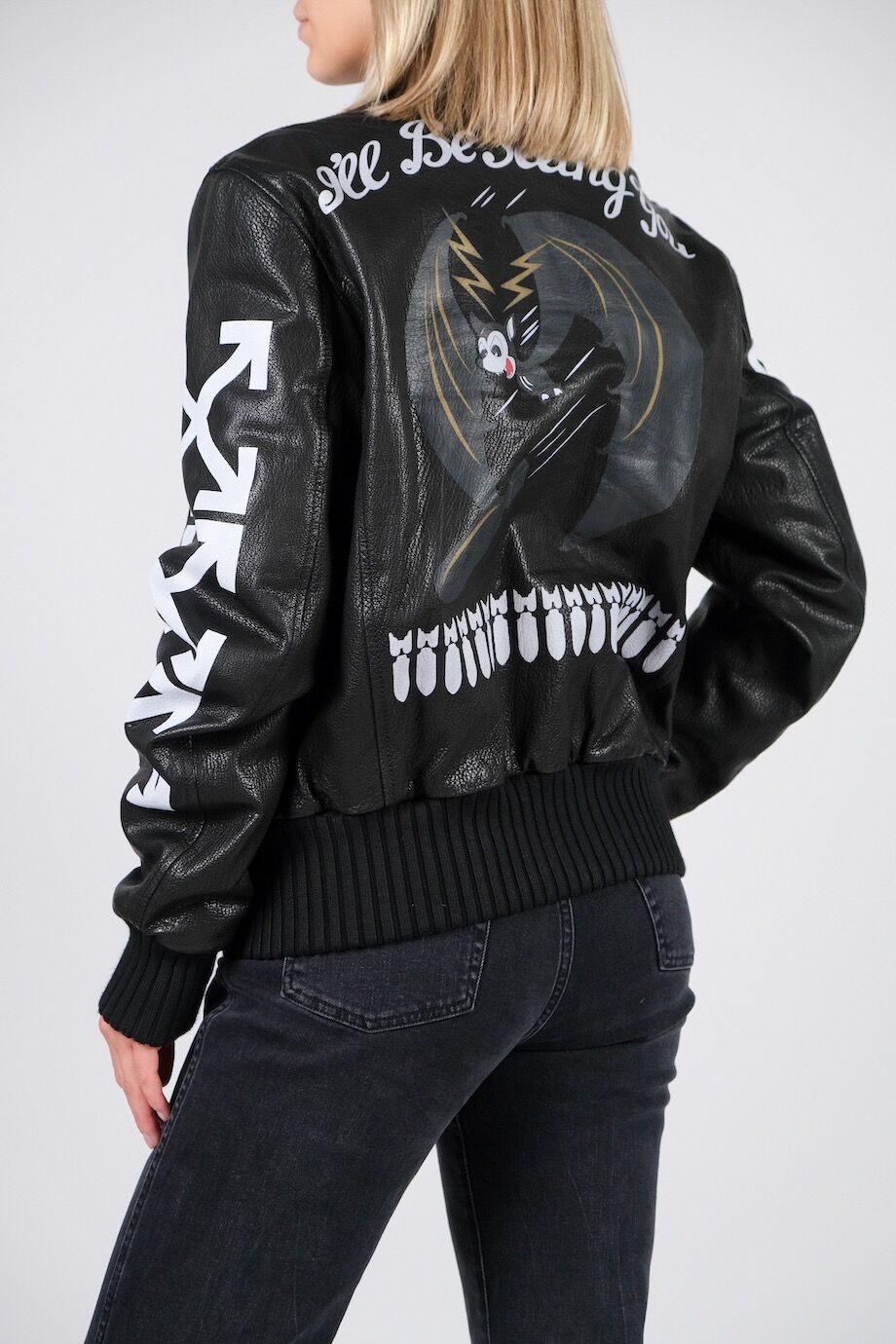 image 3 Кожаная куртка чёрного цвета с принтом