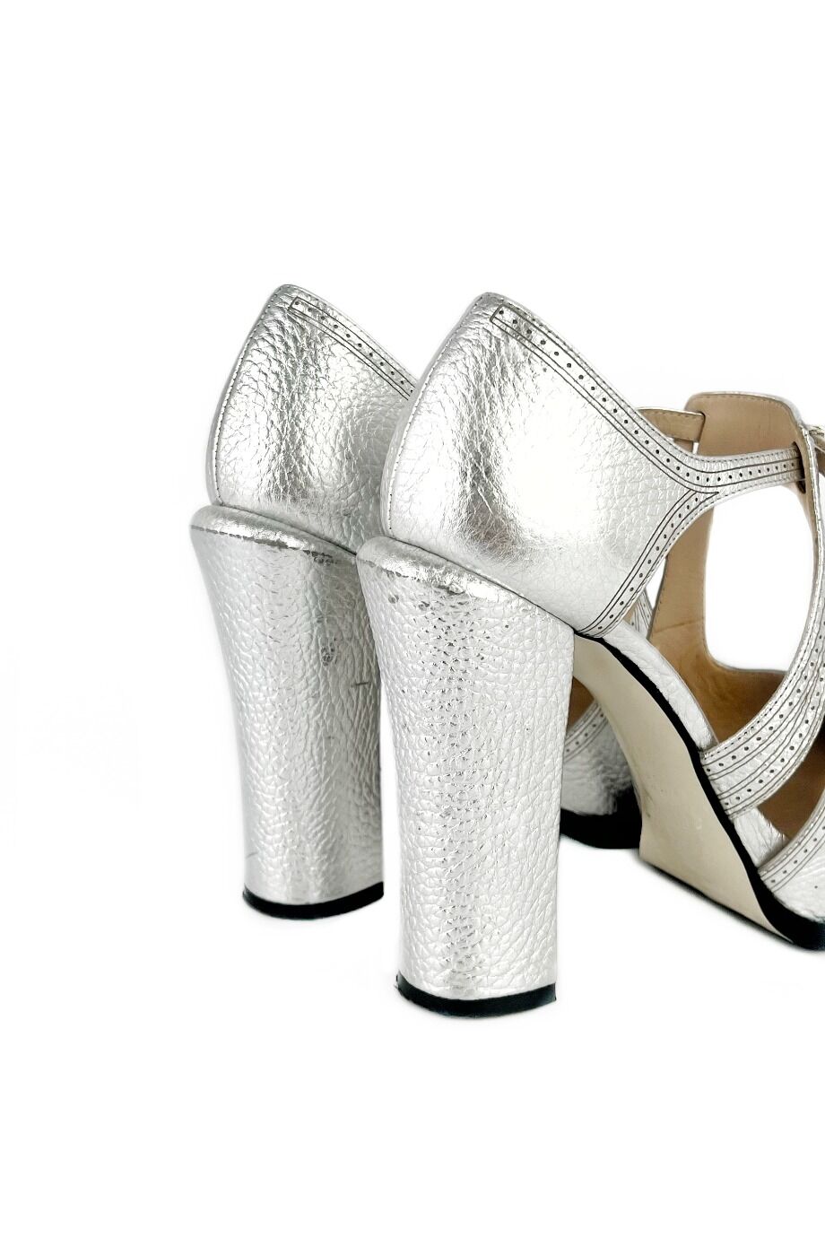 image 4 Туфли на устойчивом каблуке серебряного цвета