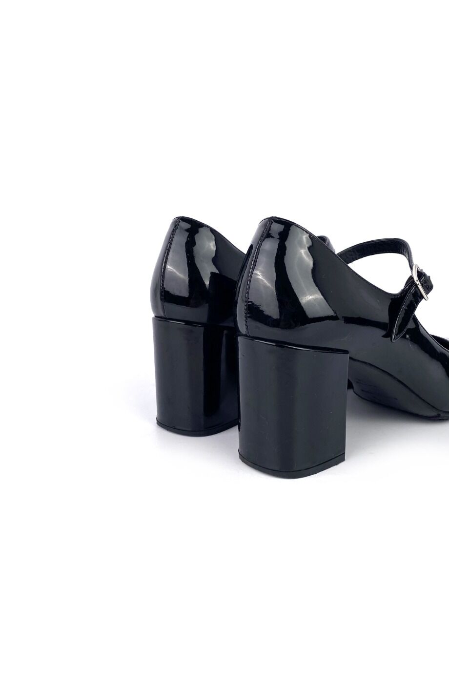 image 4 Лаковые туфли черного цвета