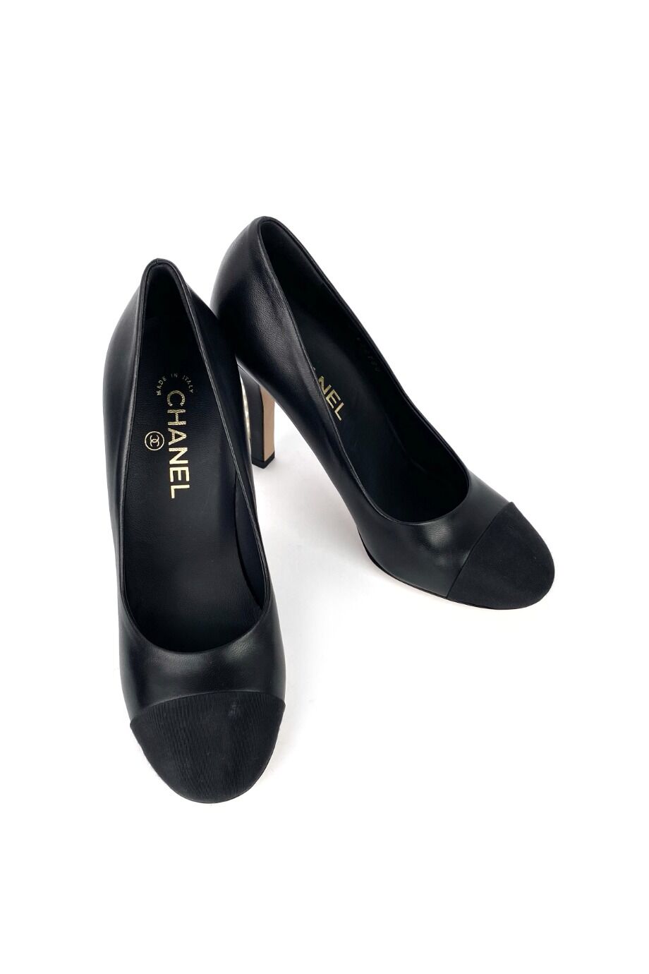 image 2 Туфли черного цвета с жемчужинами на каблуках