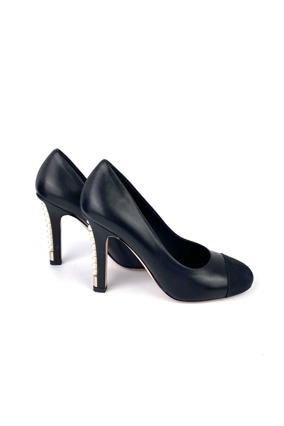 image 5 Туфли черного цвета с жемчужинами на каблуках