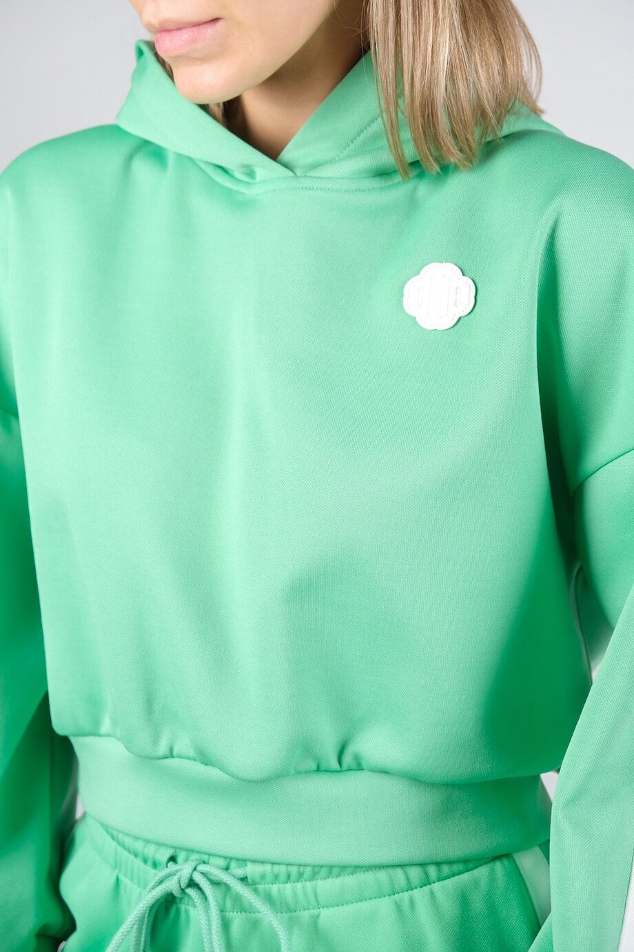 image 7 Спортивный костюм зелёного цвета с белыми лампасами