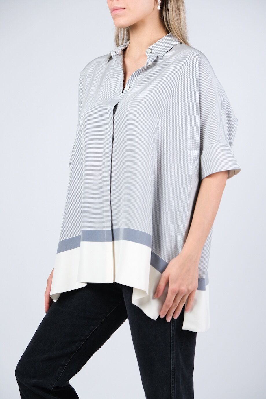 image 2 Шелковая блуза в полоску