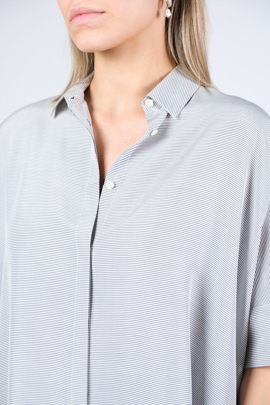 image 4 Шелковая блуза в полоску