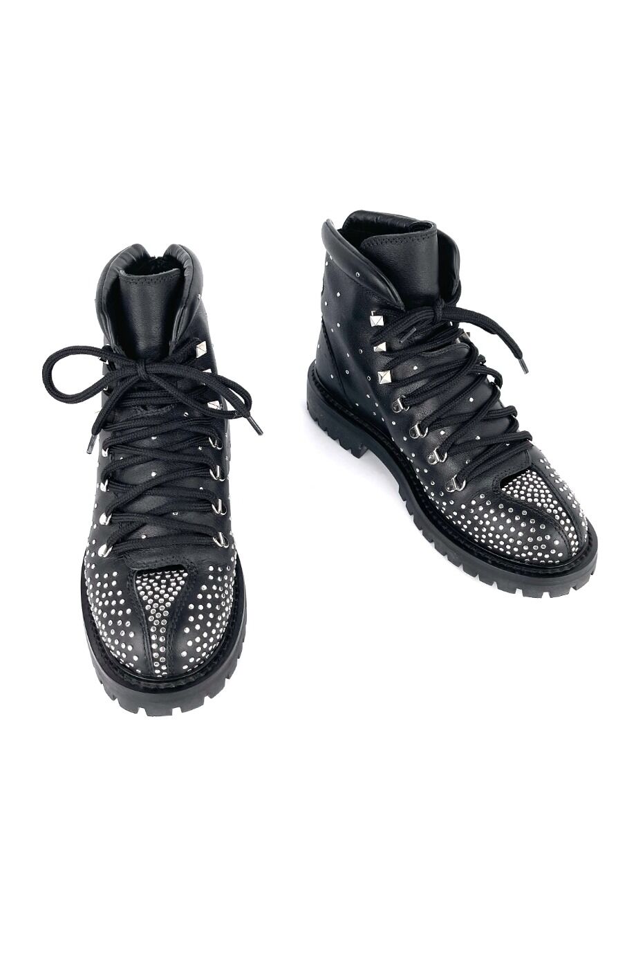 image 2 Ботинки черного цвета с металлическими декором