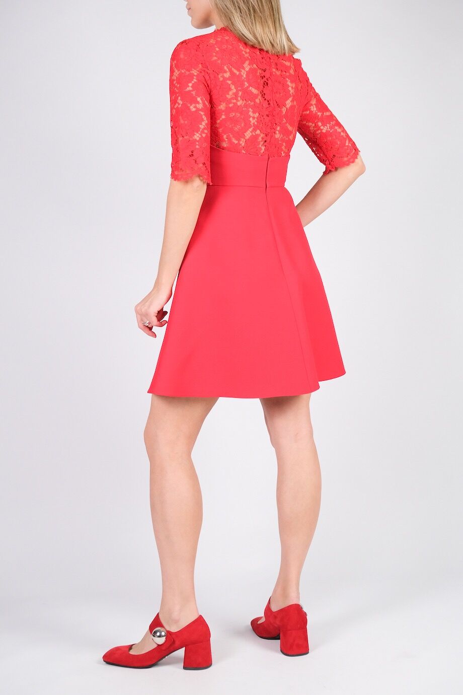 image 3 Платье красного цвета с кружевом