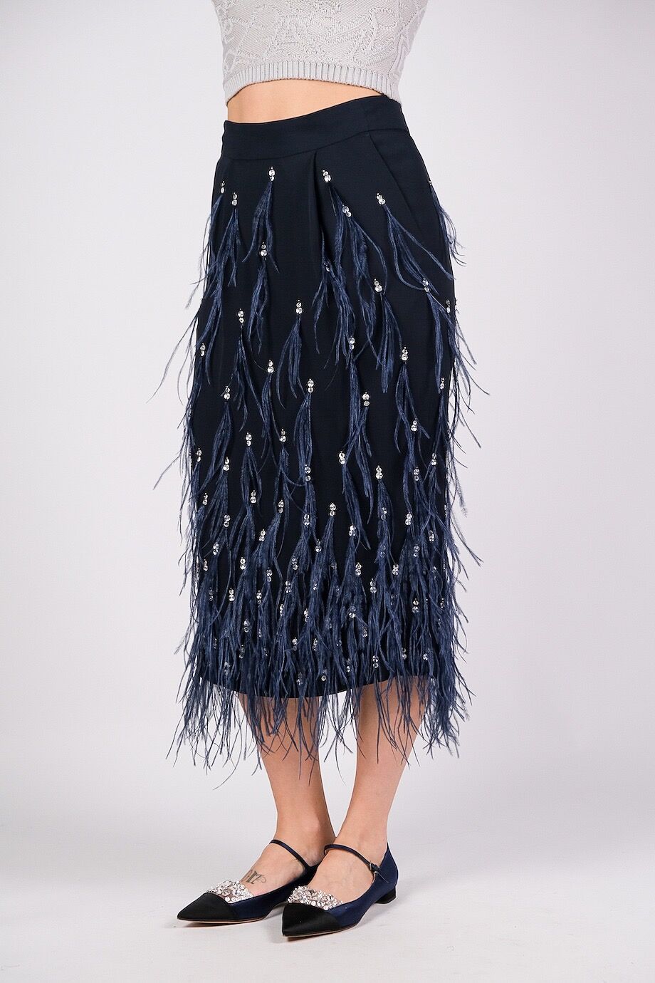 image 3 Шелковая юбка синего цвета декорированная перьями