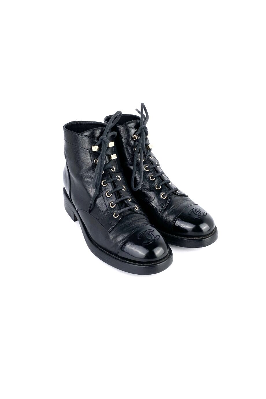 image 1 Ботинки на шнуровке черного цвета