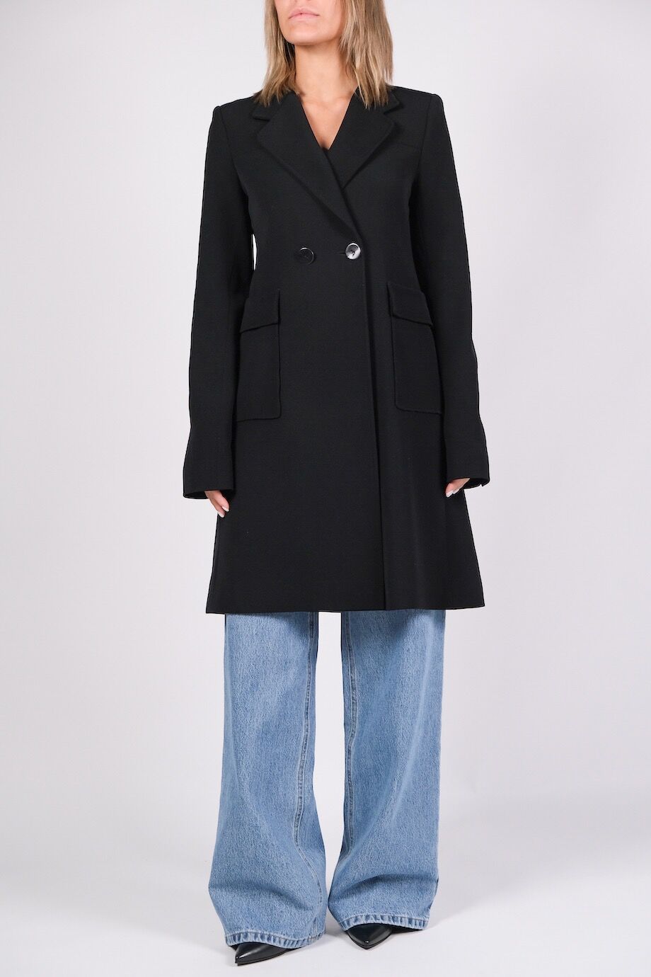 image 1 Пальто чёрного цвета с накладными карманами