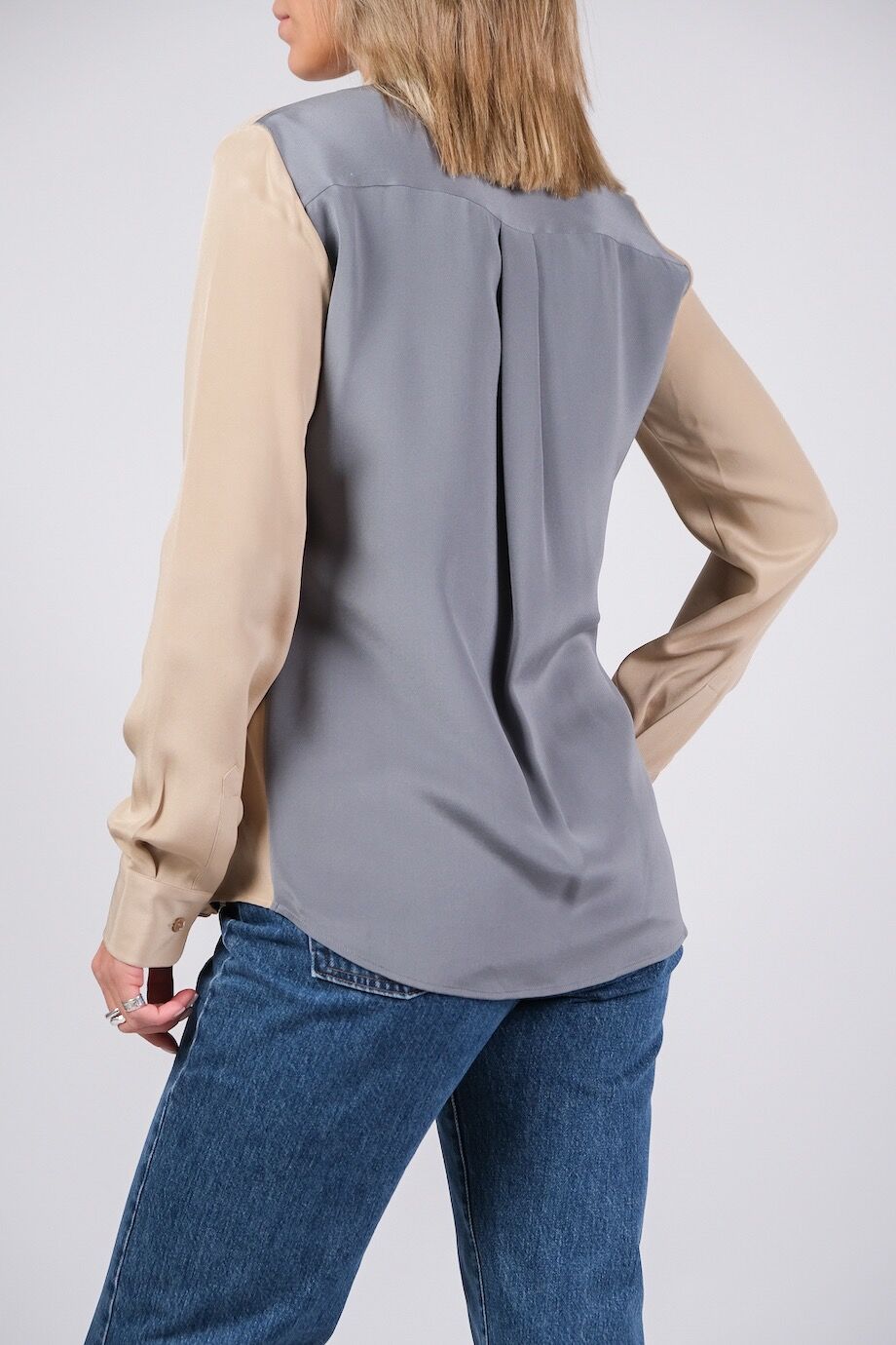 image 3 Шелковая блуза комбинированная по цвету