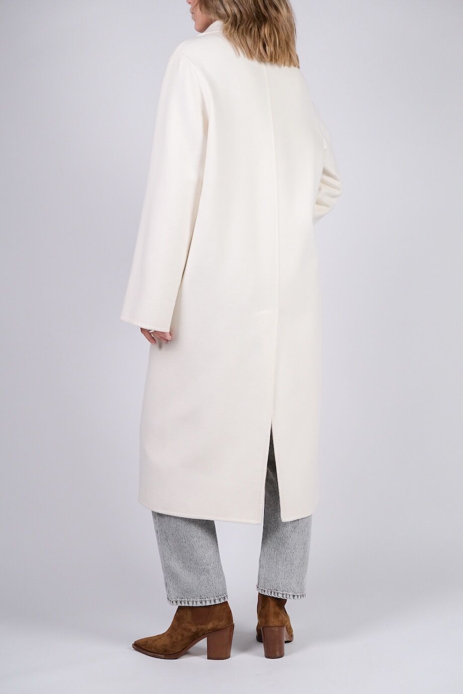 image 3 Пальто молочного цвета с накладными карманами