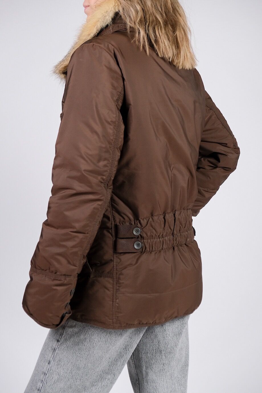 image 3 Куртка коричневого цвета с мехом