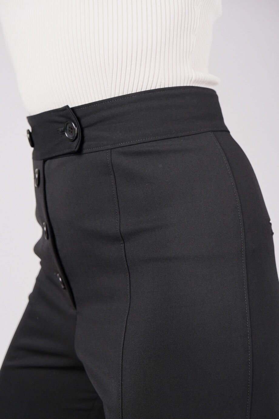 image 5 Укороченные брюки клеш черного цвета на пуговицах