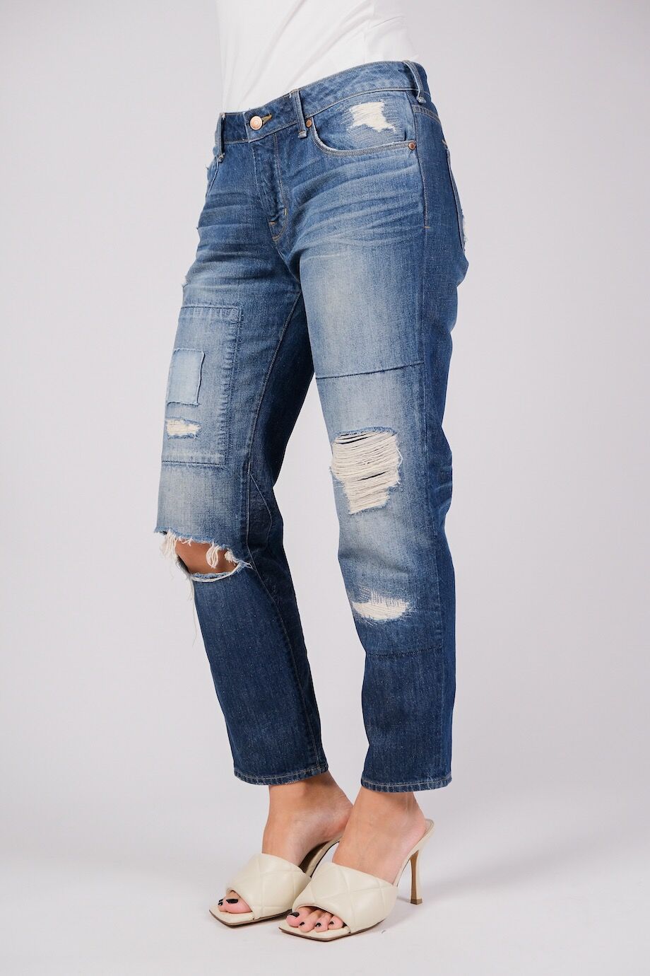 image 3 Укороченные джинсы с прорезями синего цвета