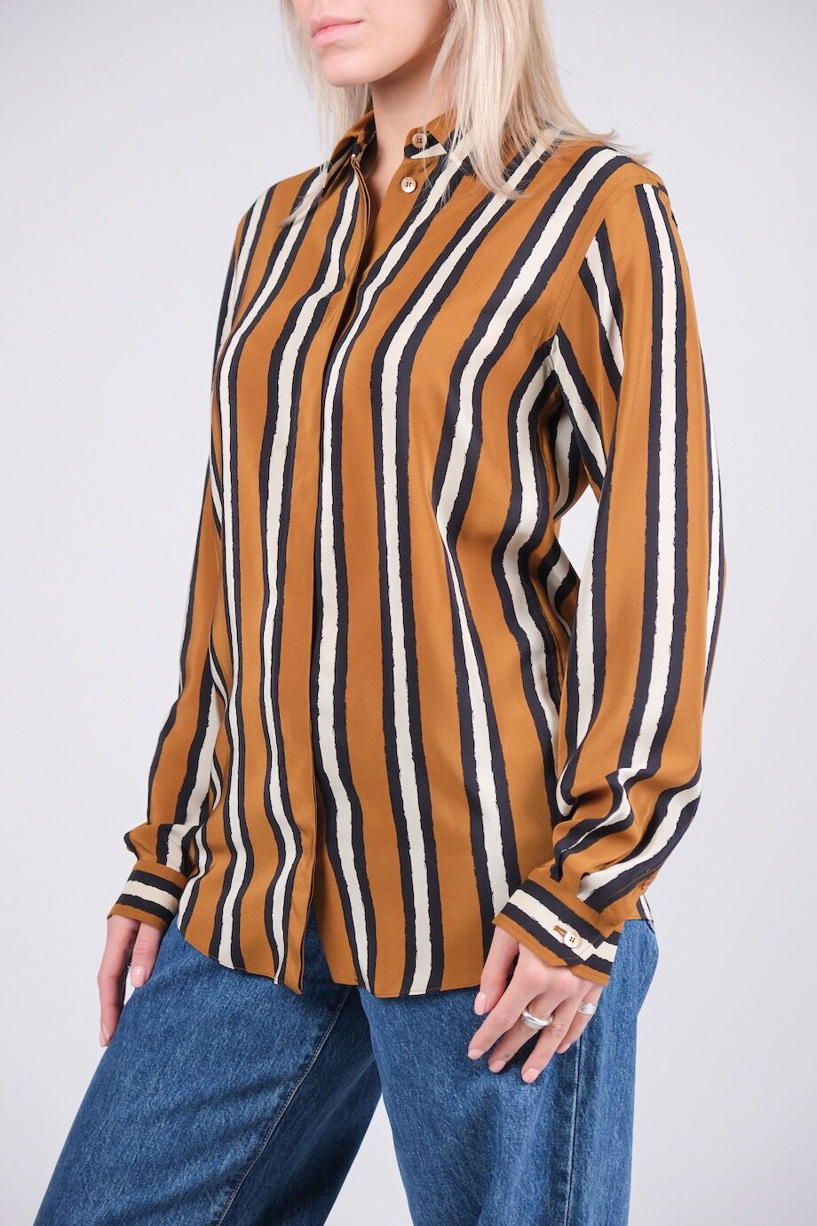image 2 Шелковая блуза горчичного цвета