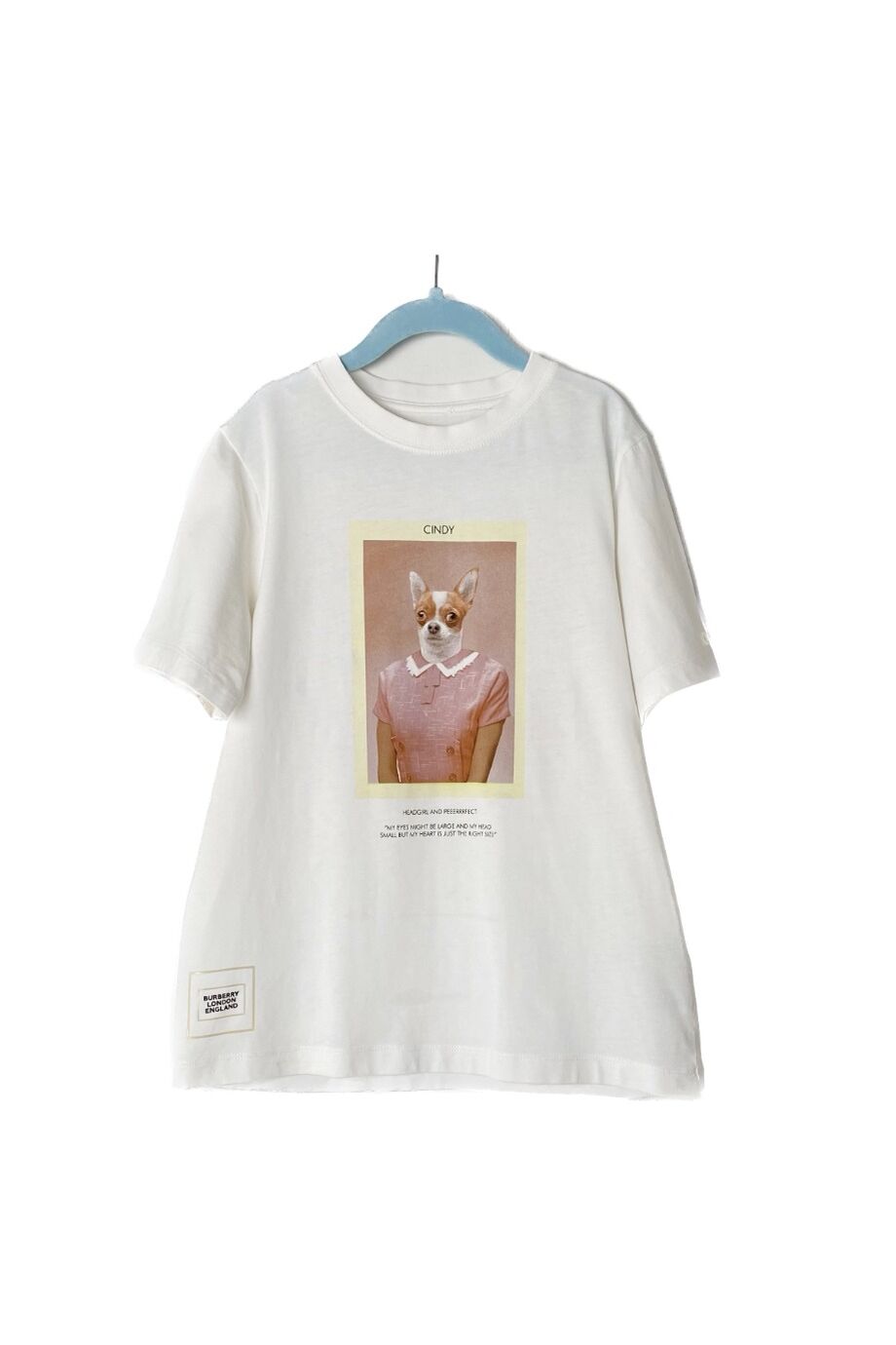 image 1 Детская футболка молочного цвета с принтом спереди и надписью на спине