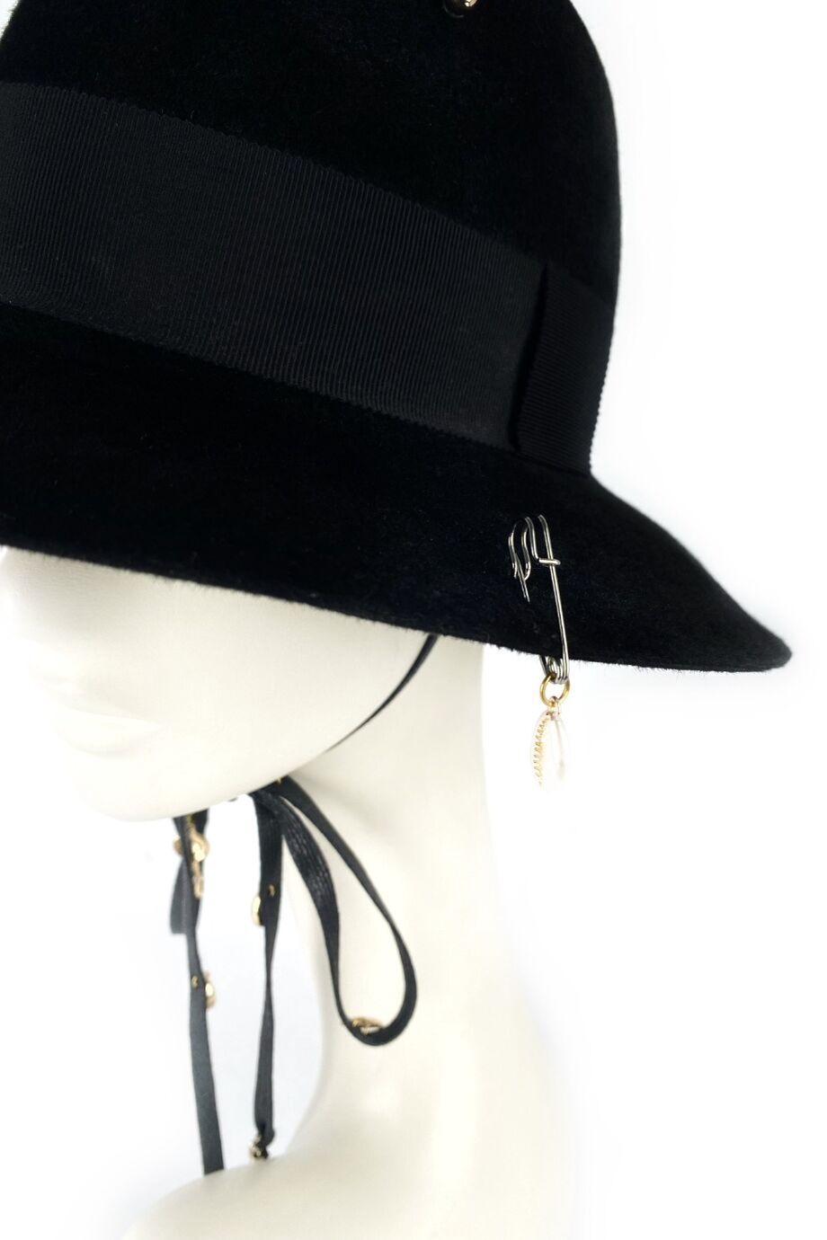 image 2 Шляпа черного цвета на завязках
