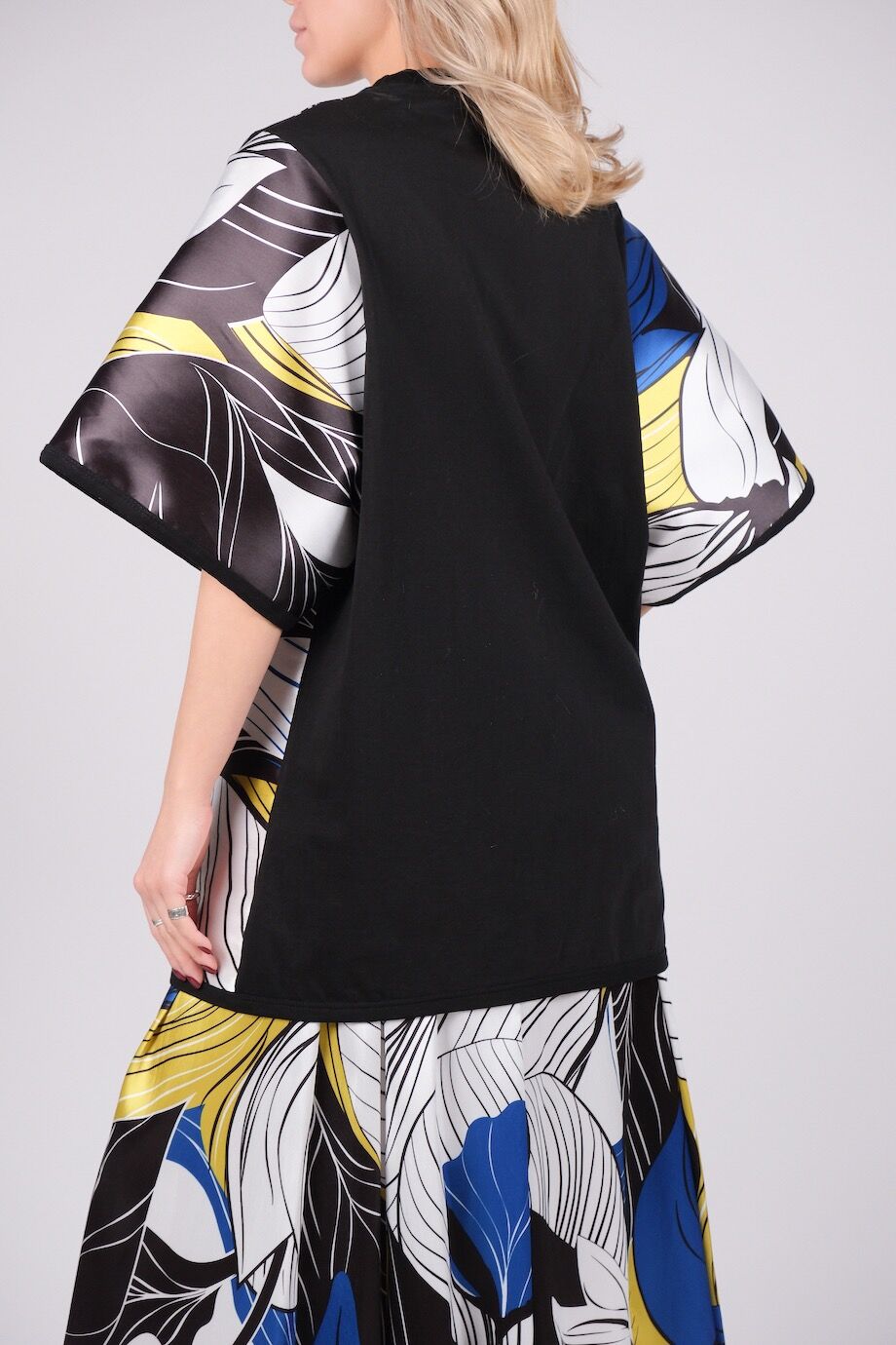 image 3 Комбинированная блуза с цветочным орнаментом