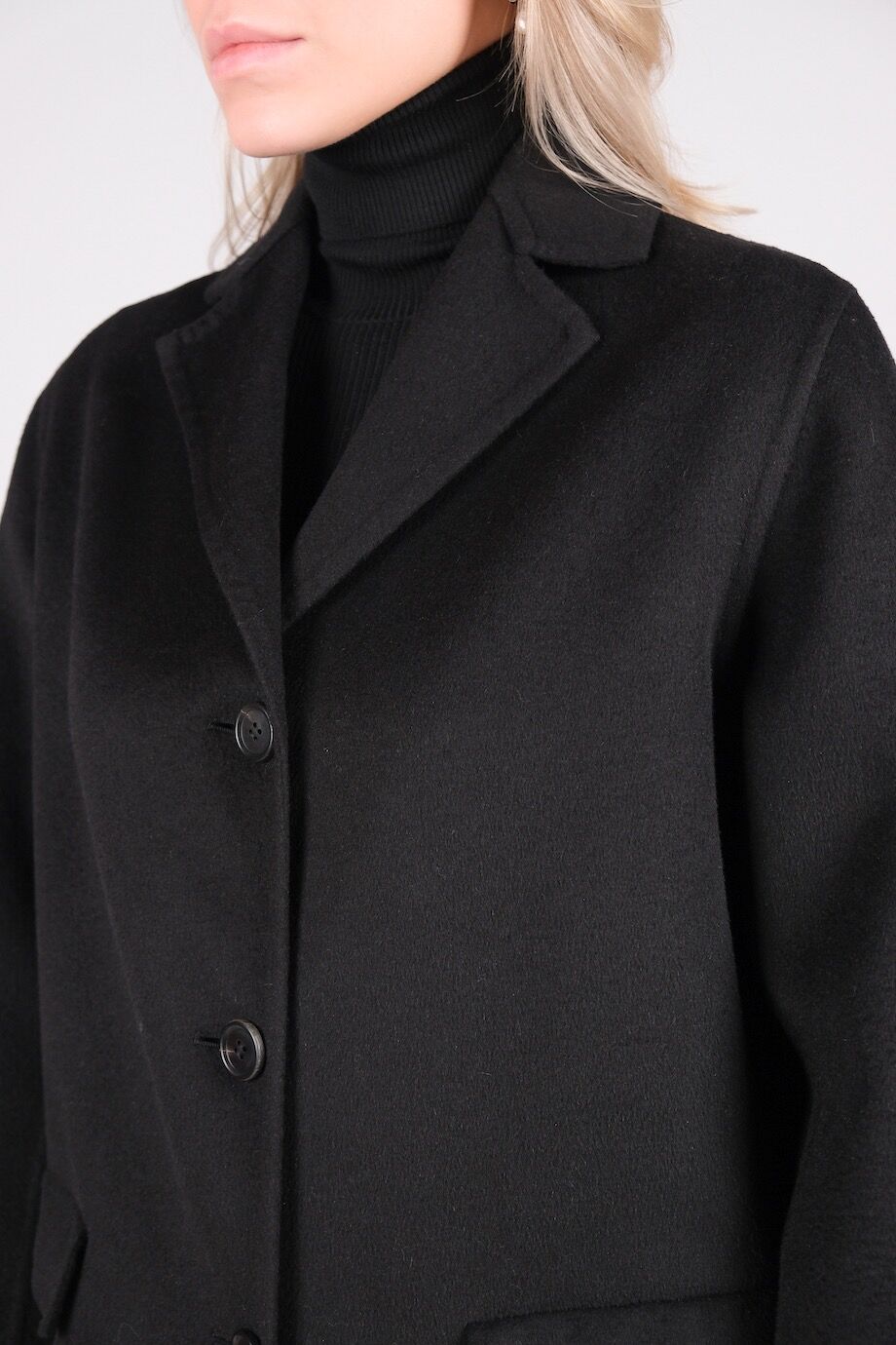 image 4 Пальто черного цвета