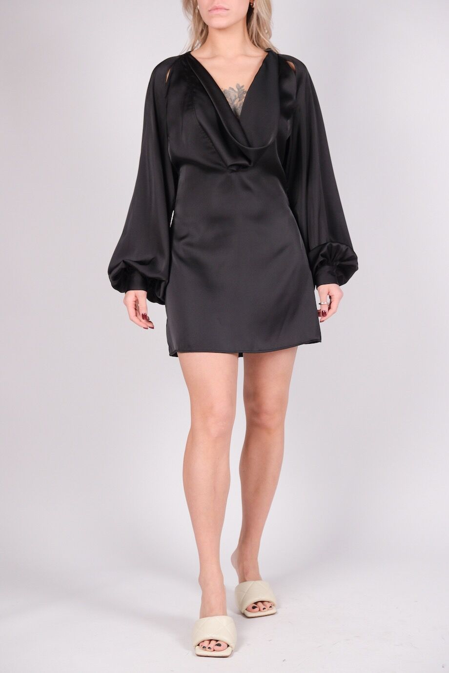 image 1 Платье черного цвета с длинным рукавом