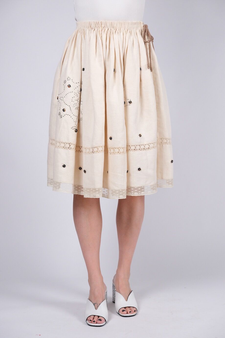 image 2 Льняная юбка молочного цвета с декором