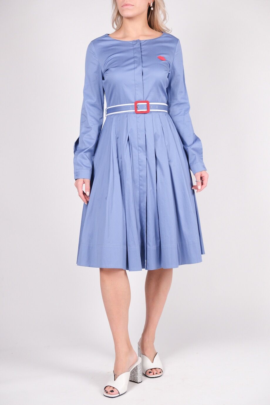 image 1 Платье голубого цвета с поясом