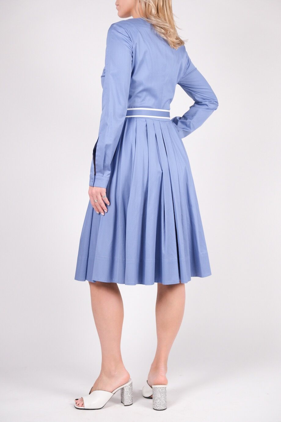 image 3 Платье голубого цвета с поясом