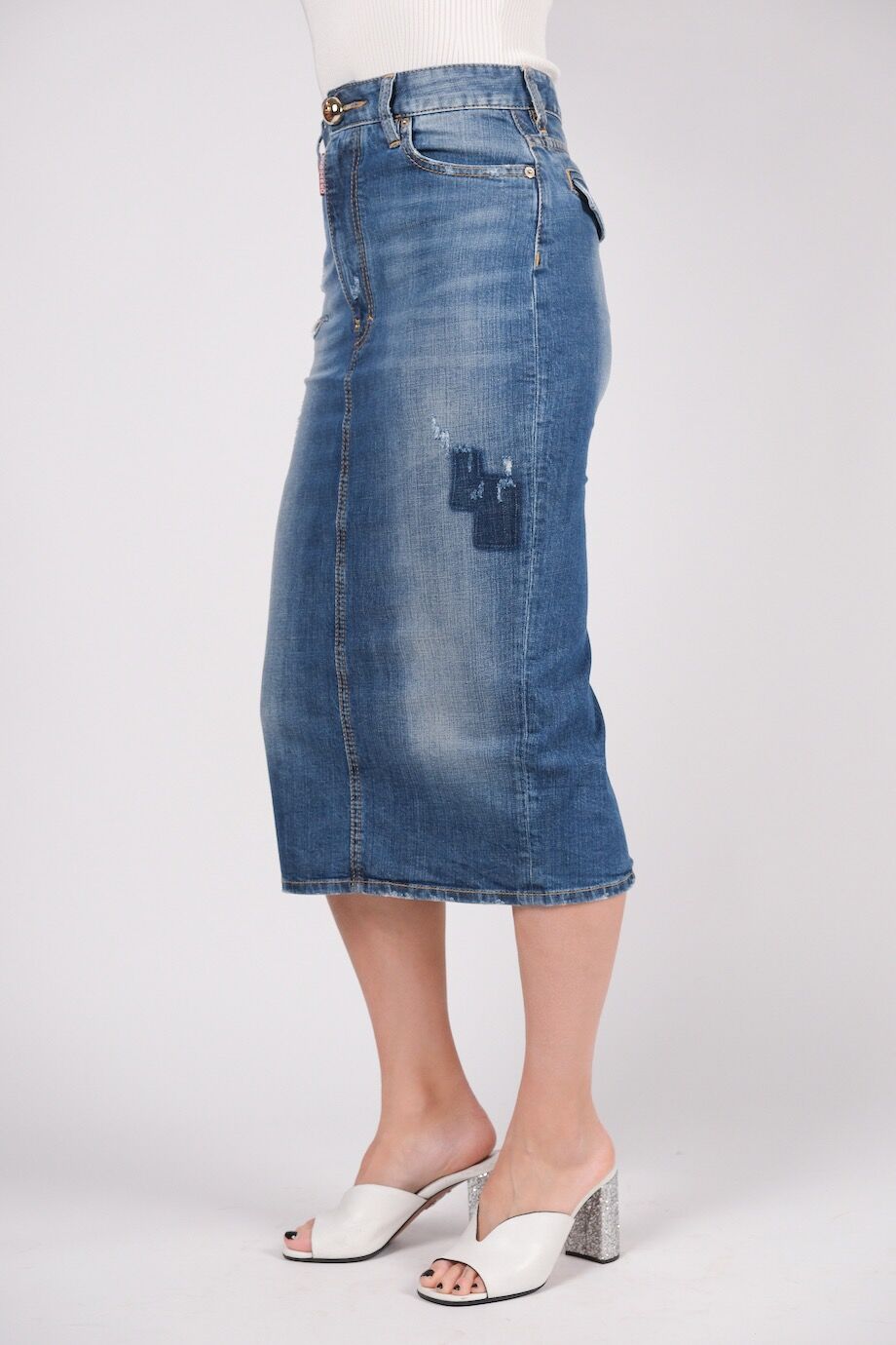 image 3 Джинсовая юбка миди синего цвета
