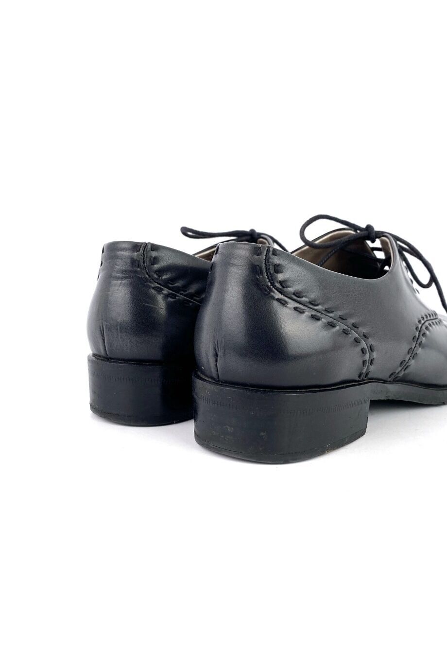 image 4 Ботинки серого цвета с декоративной прострочкой
