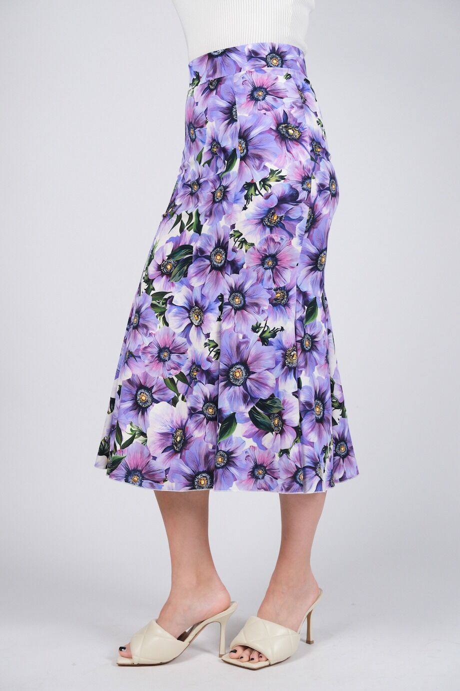 image 3 Шёлковая юбка с цветочным принтом фиолетового цвета