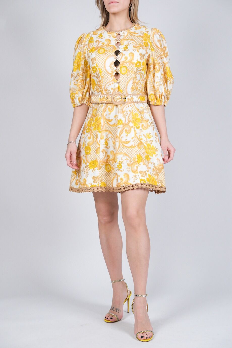 image 1 Льняное платье с орнаментом желтого цвета
