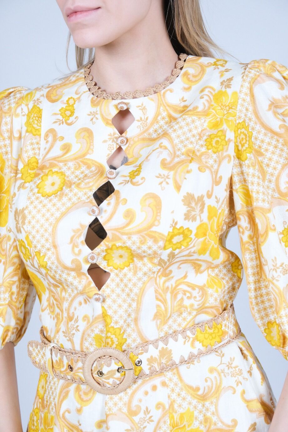 image 4 Льняное платье с орнаментом желтого цвета